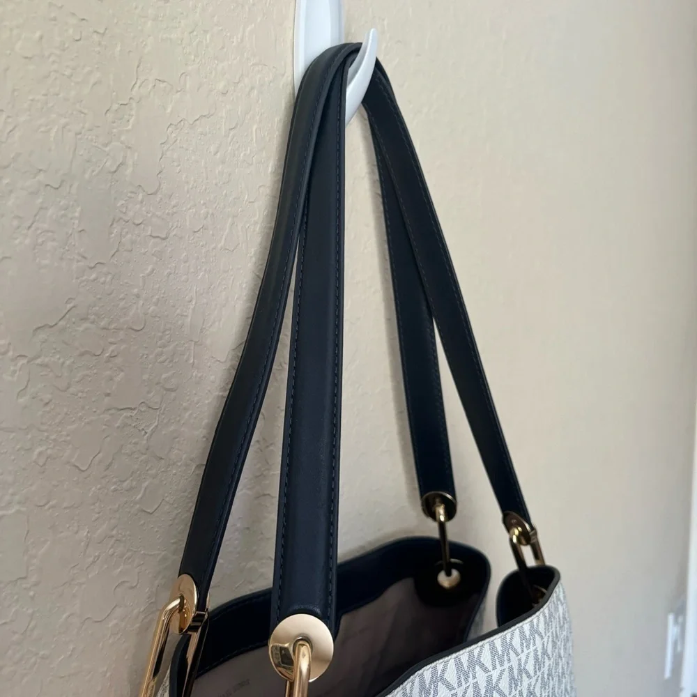 Michael Kors | Women's Leather Raven Large Tote Shoulder Bag Blue Pearl Gray